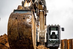 Erschließungsarbeiten für Feuerwehr und Gewerbefläche in Wennigsen Erschließungsarbeiten für Feuerwehr und Gewerbefläche in Wennigsen