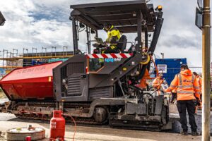 Erschließungsarbeiten für Feuerwehr und Gewerbefläche Erschließungsarbeiten für Feuerwehr und Gewerbefläche
