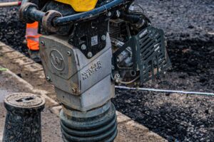 Erschließungsarbeiten für Feuerwehr und Gewerbefläche Erschließungsarbeiten für Feuerwehr und Gewerbefläche